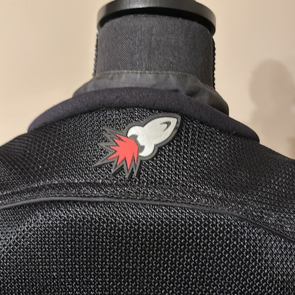 Men’s Joe Rocket Black mesh padded motorcycle jacket - Picture 5 of 16